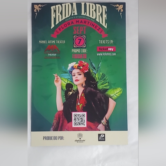 Mexican Elegant Floral Head Piece with Gold Metal Accents - Picture 11 of 11